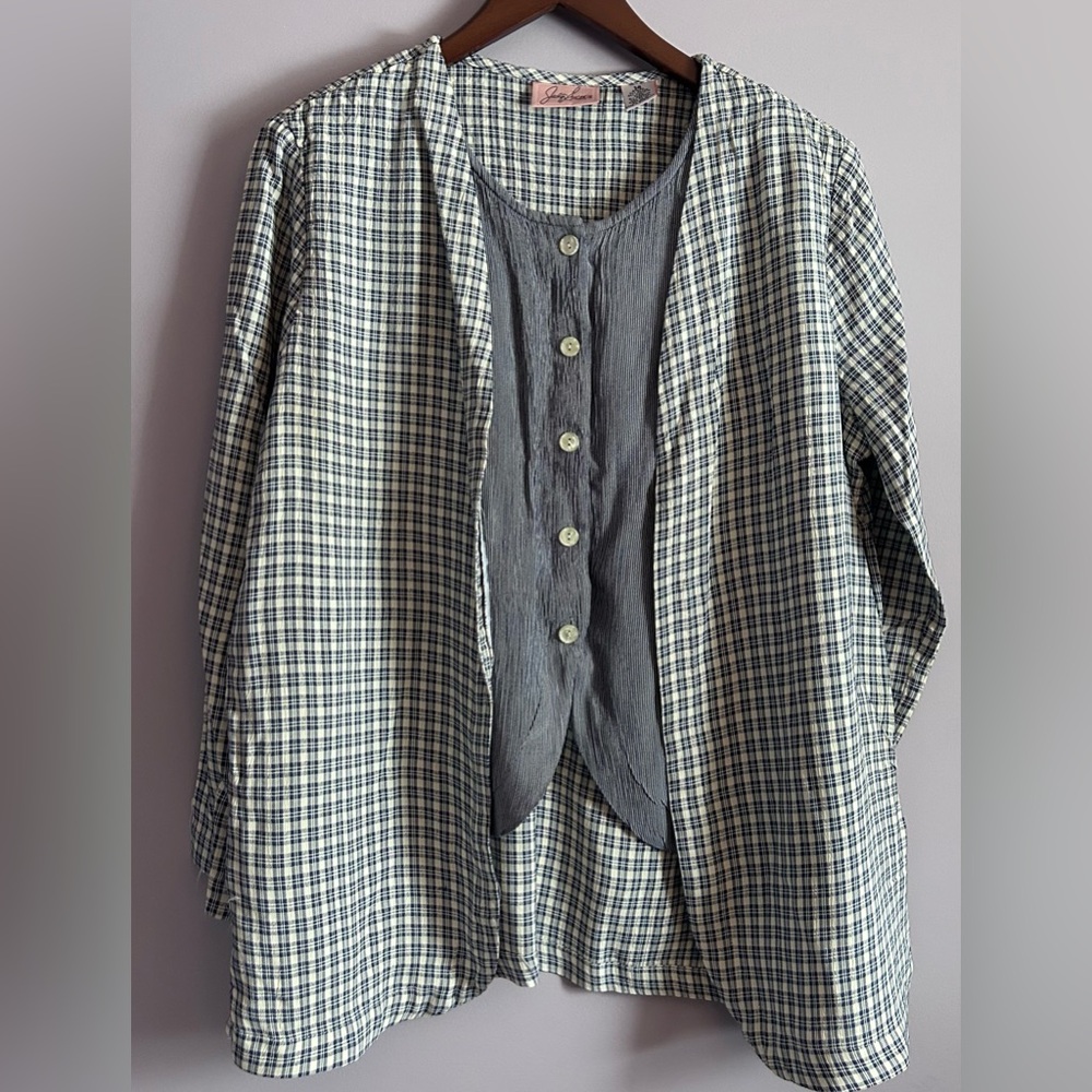 Vintage Jaclyn Smith Lightweight Blouse and Vest Combo Size 14